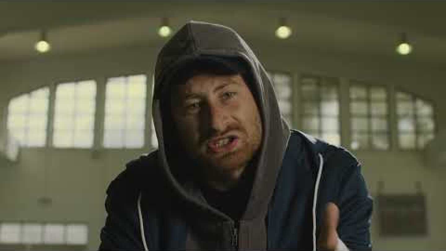 Δες το σοβάρα, πάρ' το προσωπικά.