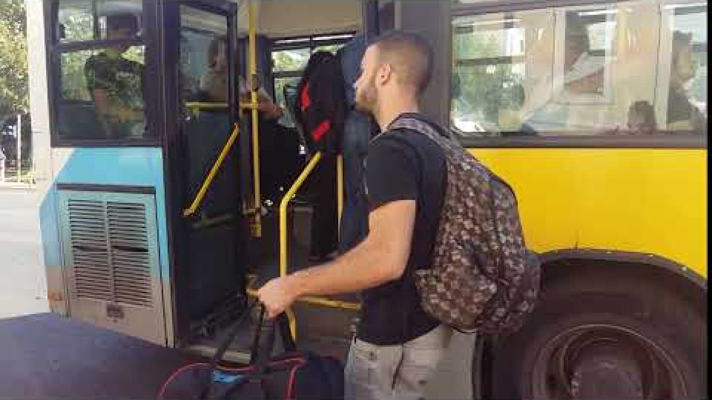 Athens Voice: Πρώτη μέρα του νέου μέτρου σε λεωφορεία και τρόλεϊ III