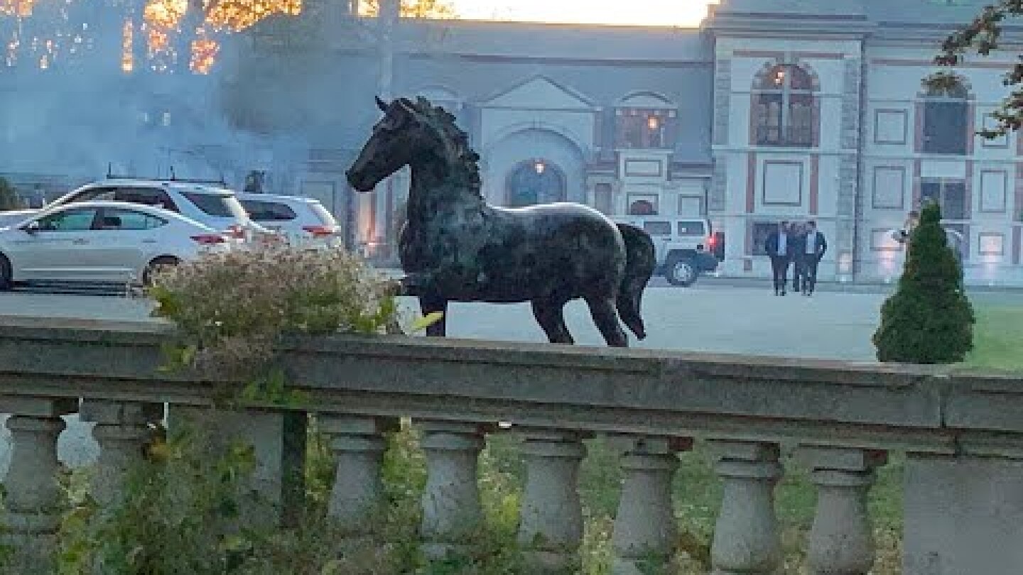 Jennifer Lawrence wedding in Newport, Rhode Island