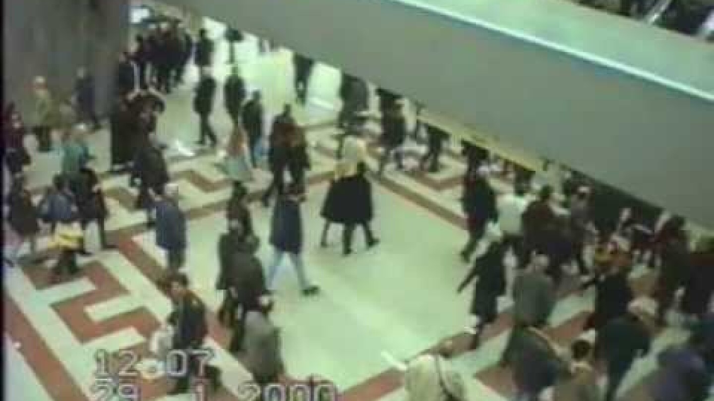 29/1/2000 : Μια βόλτα, στο Μετρό της Αθήνας, την πρώτη ημέρα της κυκλοφορίας του.