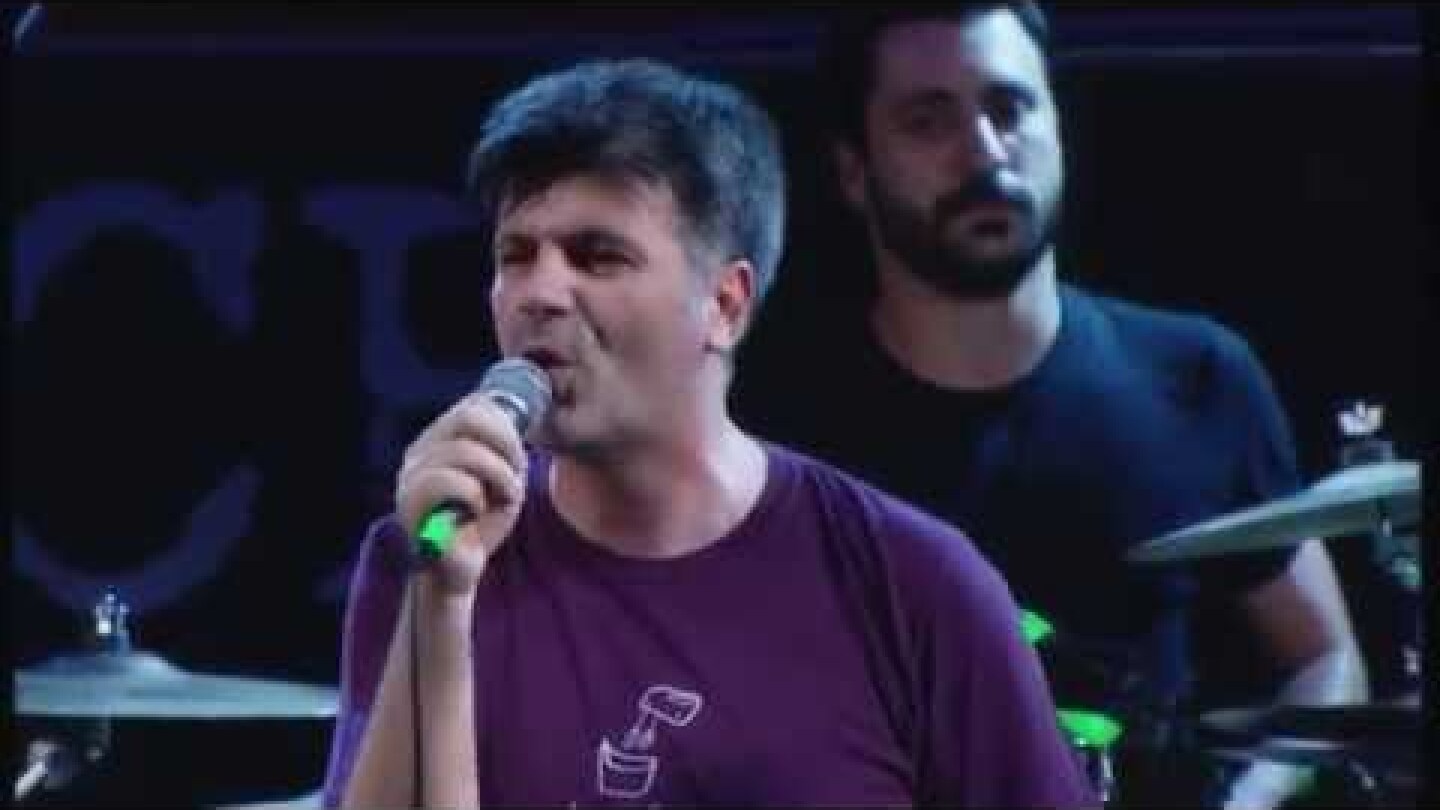 Φοίβος Δεληβοριάς - Υβρεοπομπή LIVE @ SCHOOLWAVE 2014