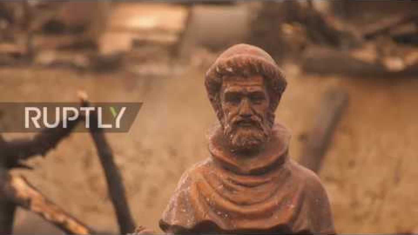 USA: Wildfire leaves trail of destruction in California's Paradise