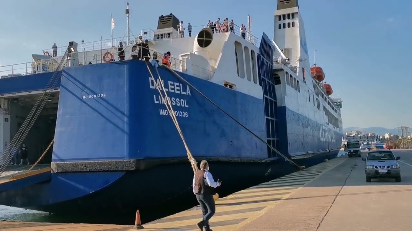 Άφιξη M/V Daleela στο λιμάνι Πειραιά