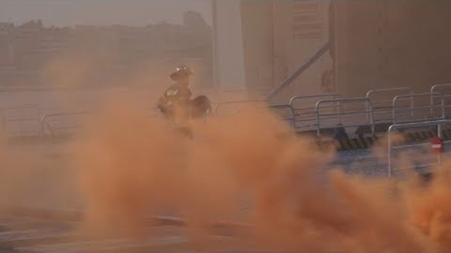 Άσκηση ετοιμότητας στο λιμάνι του Πειραιά από την Πυροσβεστική