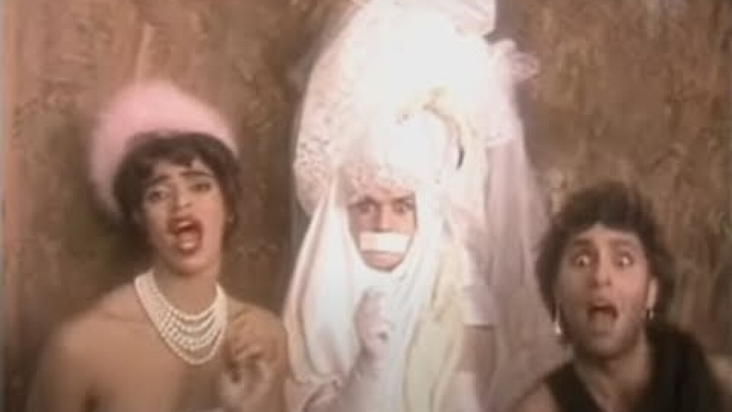 🌎 Barbie (Army of Lovers) - Barbie Goes Around The World (1986)