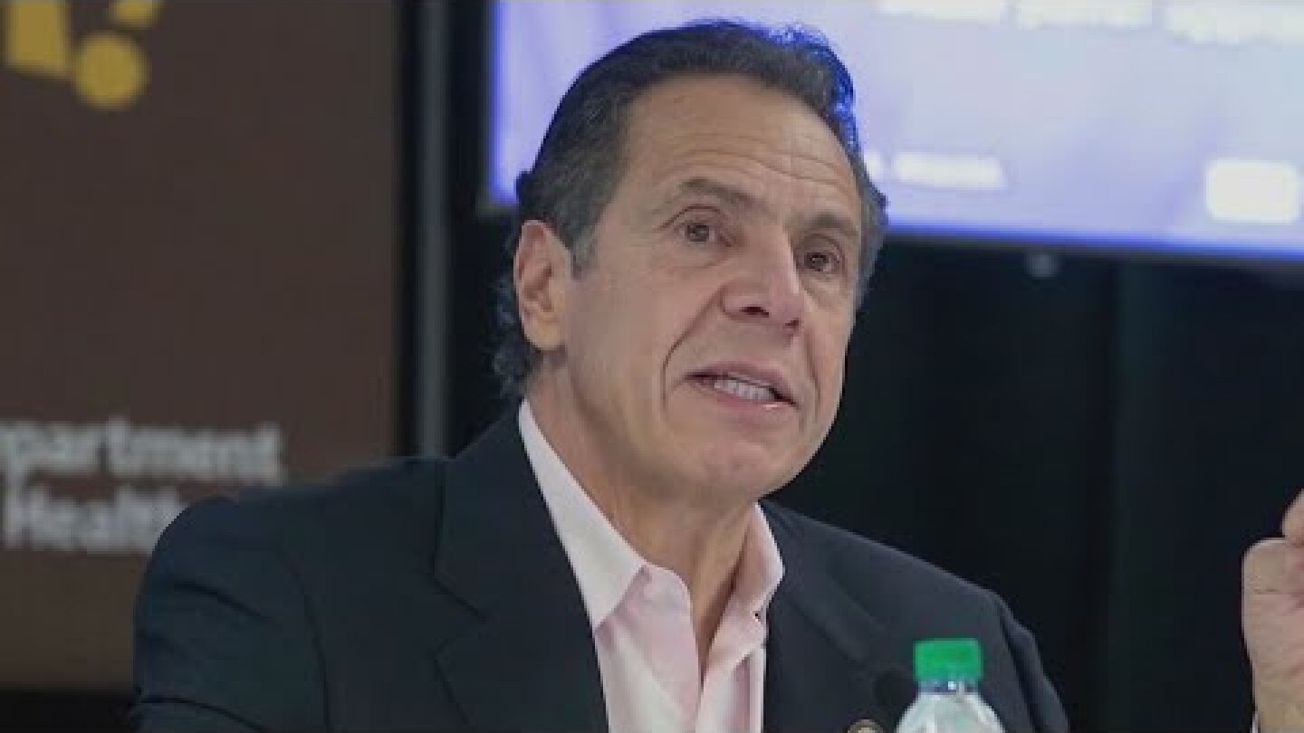 NY trooper sues Cuomo, says he groped her