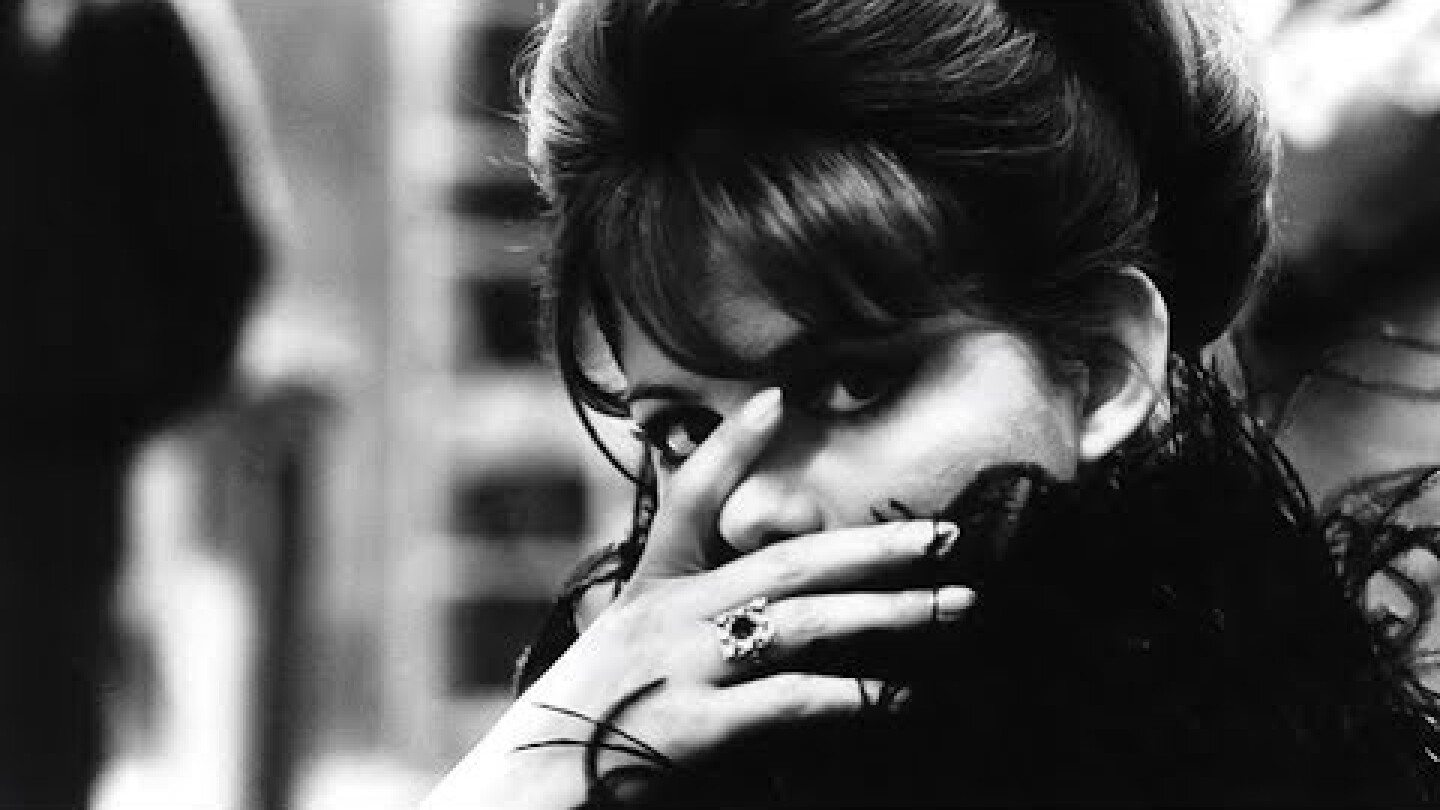 CLAUDIA CARDINALE  8 1/2