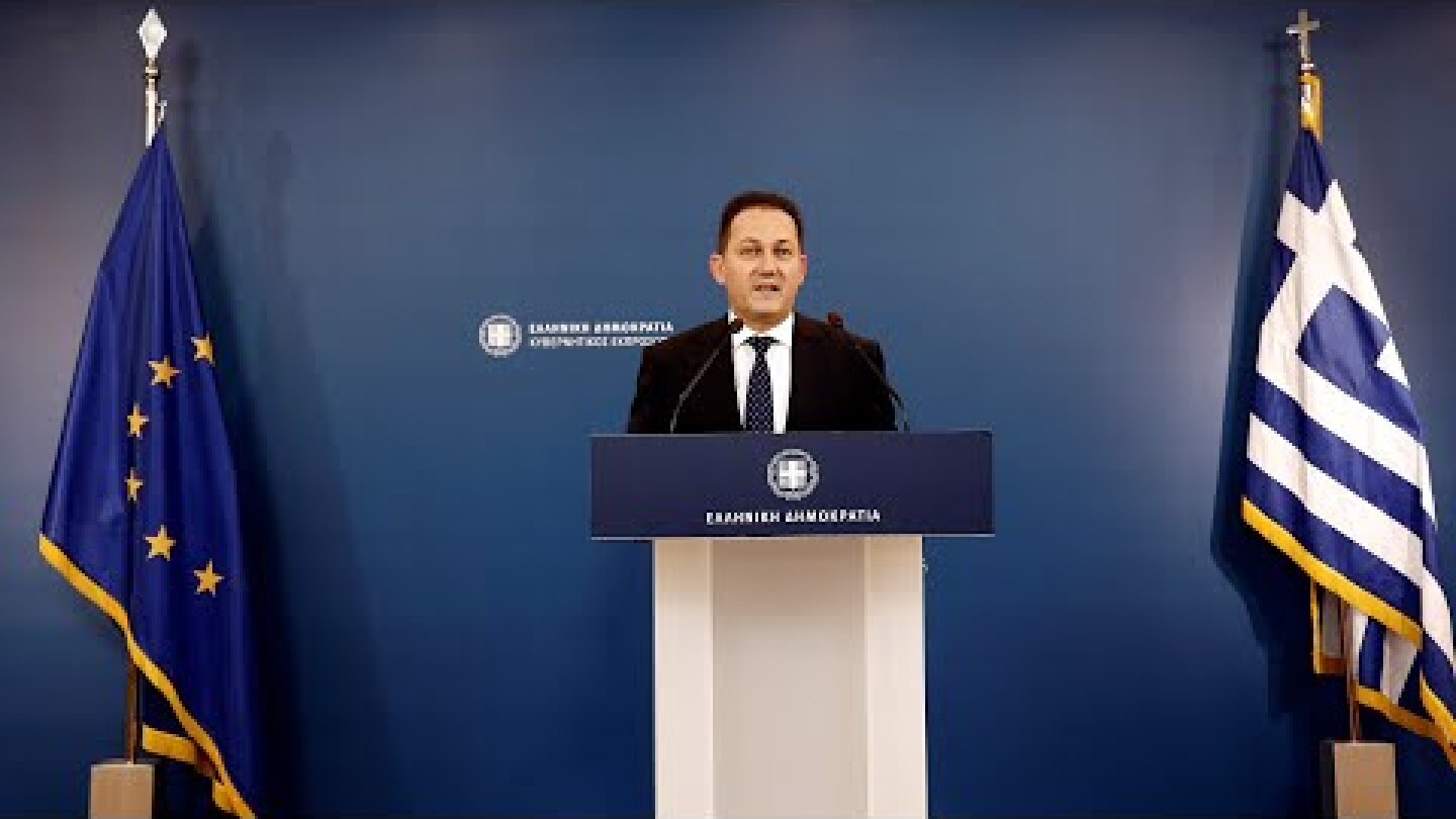 Eνημέρωση πολιτικών συντακτών από τον Κυβερνητικό Εκπρόσωπο Στέλιο Πέτσα