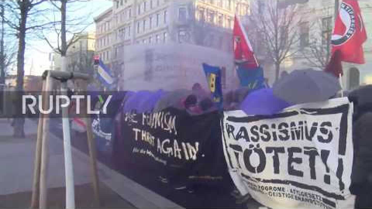 Austria: Thousands protest government coalition with far-right