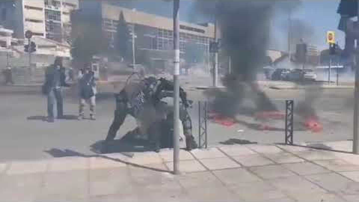 «Κατά τη σύλληψη ατόμου από μολώτοφ συλληφθείς και αστυνομικός "πήραν" φωτιά»|NantiaReport.gr