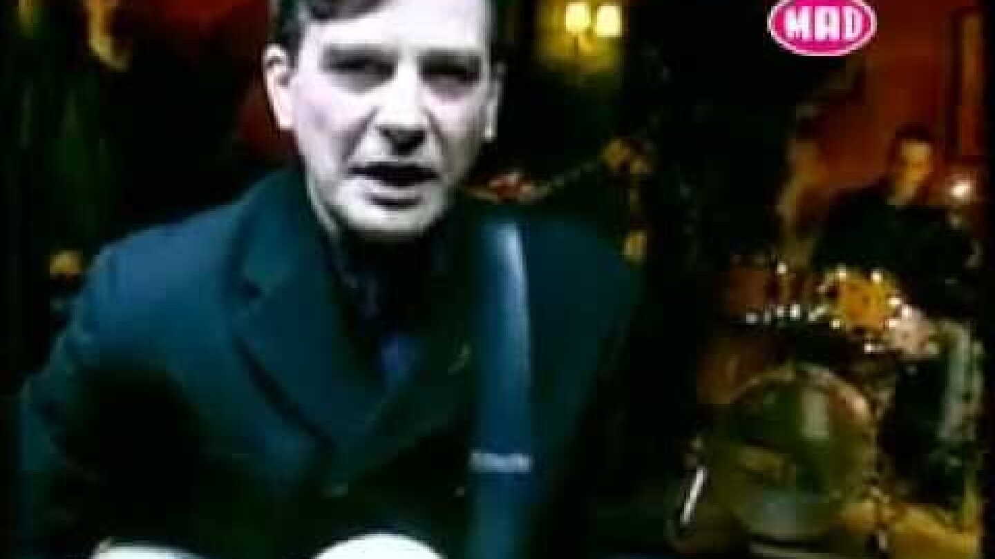 Giorgos Dimitriadis San Na Min Perase Mia Mera Official Video