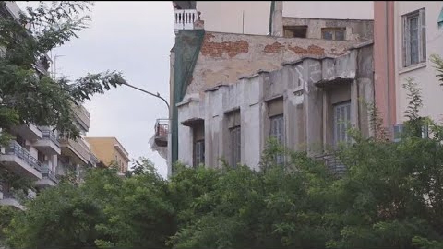 Επιχείρηση της ΕΛ. ΑΣ. σε υπό κατάληψη κτίριο στο κέντρο της Θεσσαλονίκης