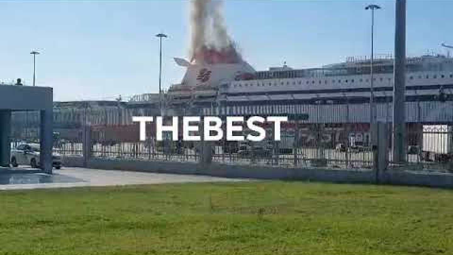 Πάτρα: Συναγερμός στο λιμάνι- Φωτιά σε πλοίο