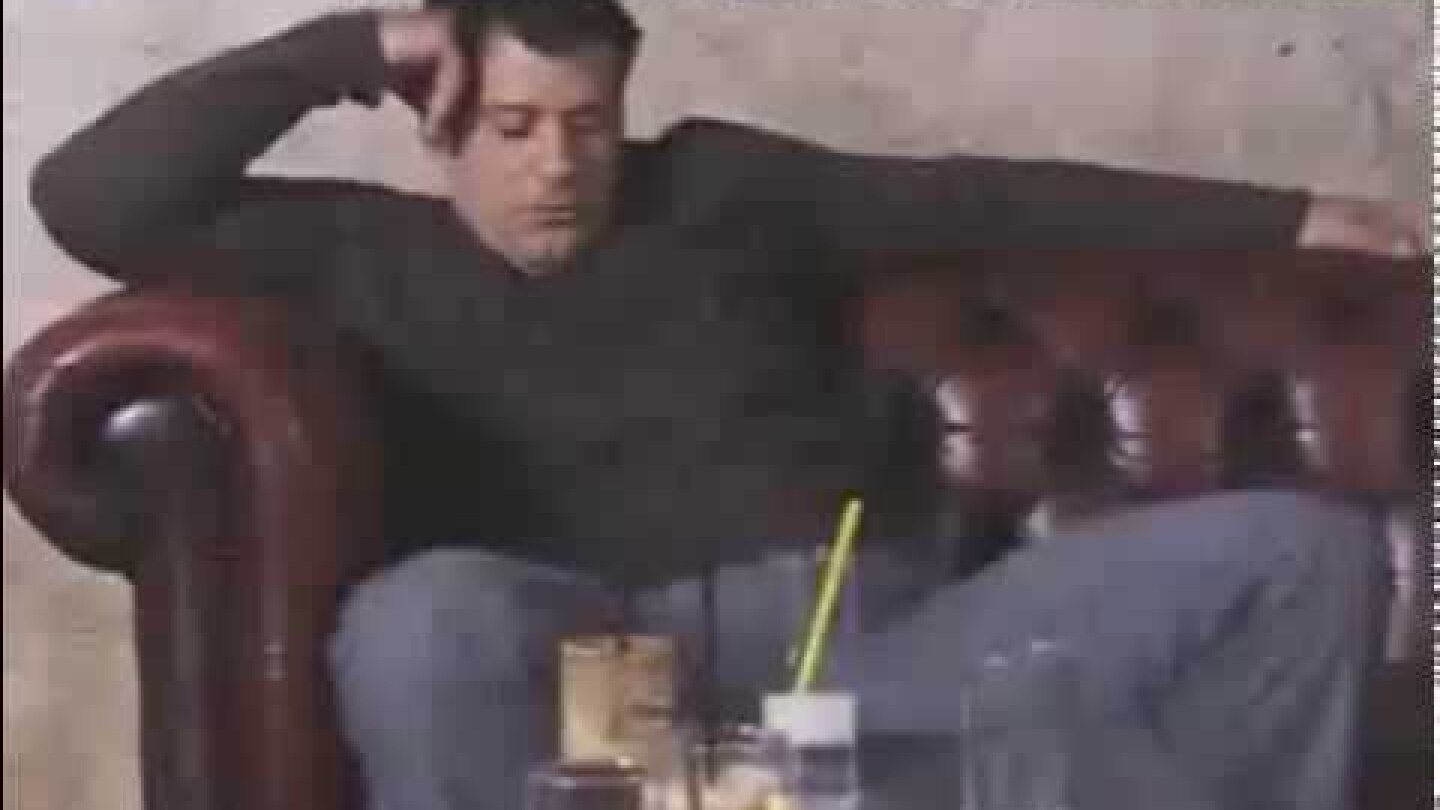 S1ngles - Ρατσισμος