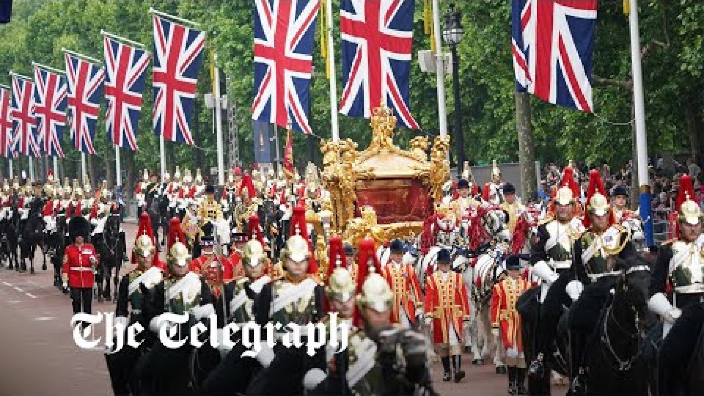Queen's Platinum Jubilee Pageant in full: Gold State Coach takes centre stage in grand finale