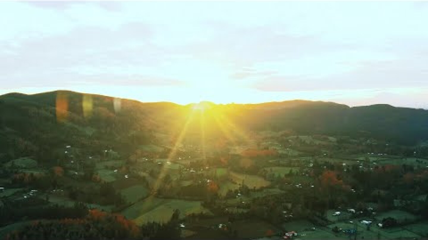 Rodrigo Gallardo - Gracias a la mañana (Videoclip oficial)