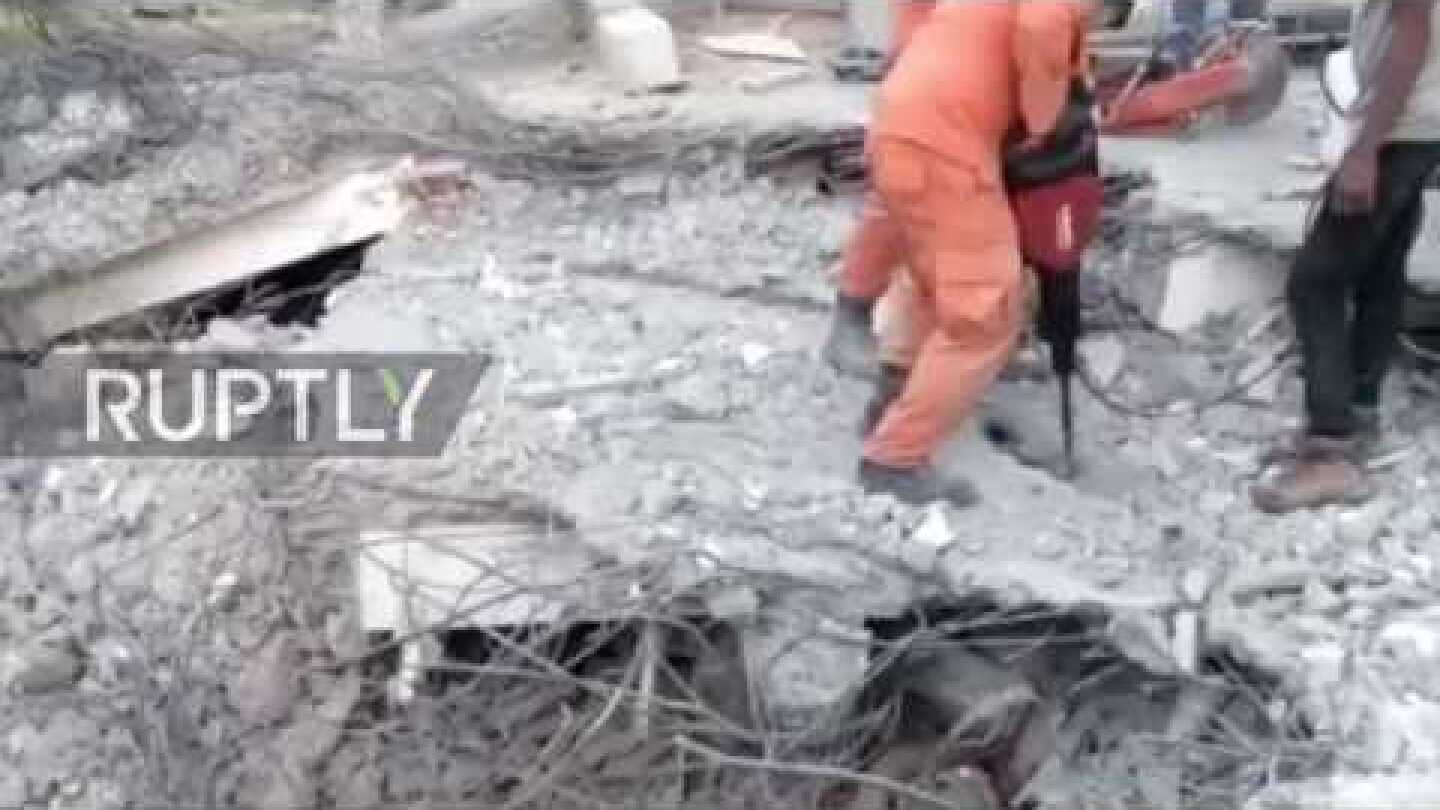 Indonesia: Officials continue desperate search for quake survivors