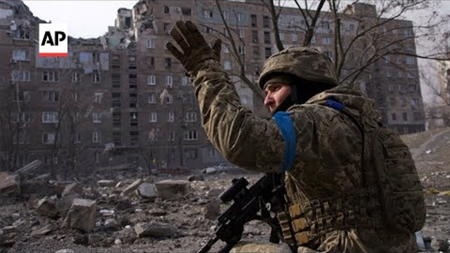 '20 Days in Mariupol' director on how the documentary shows the horrors of Russia's invasion