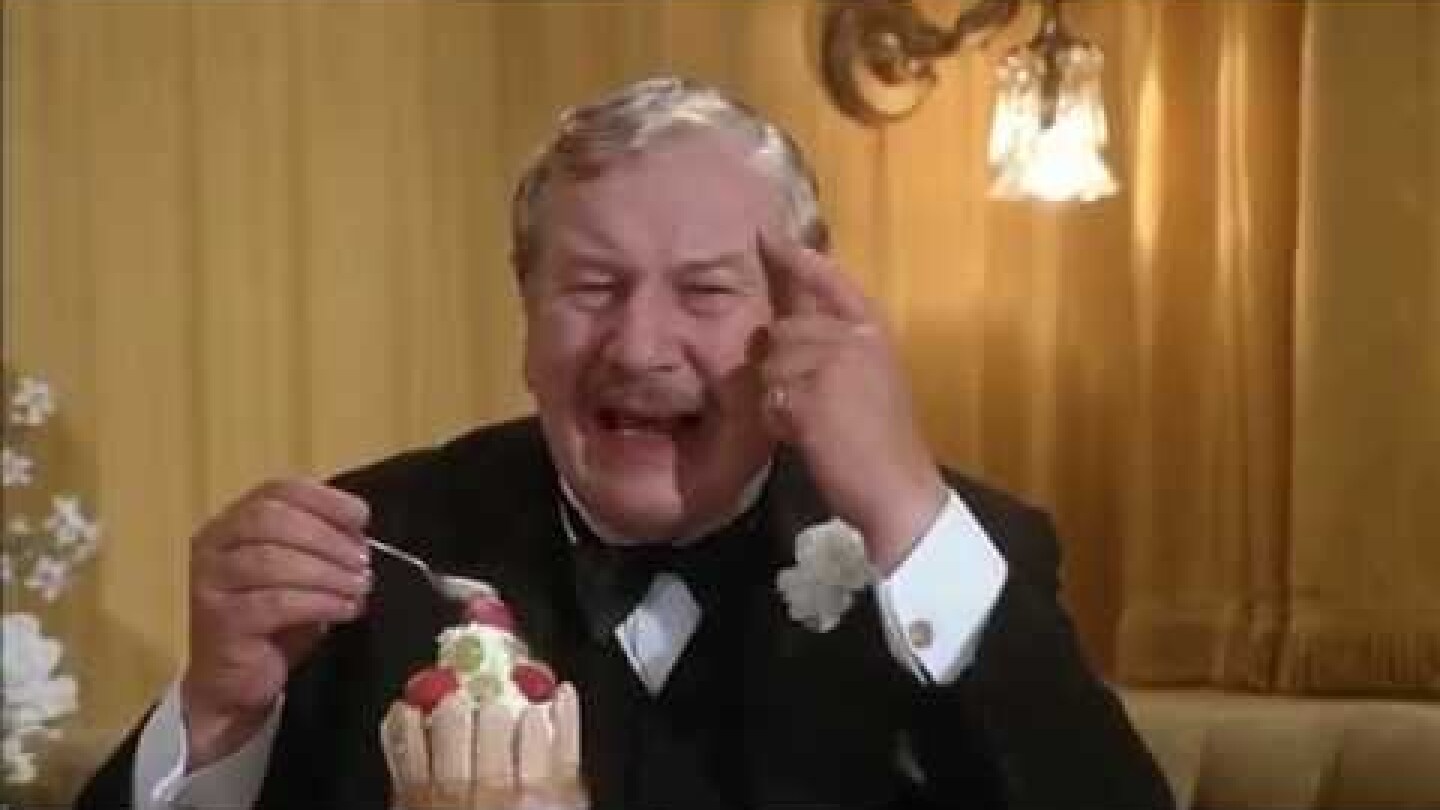 Evil Under the Sun (1982) trailer