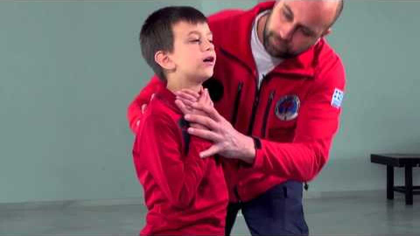 Πρώτες Βοήθειες/Πνιγμονή στα παιδιά