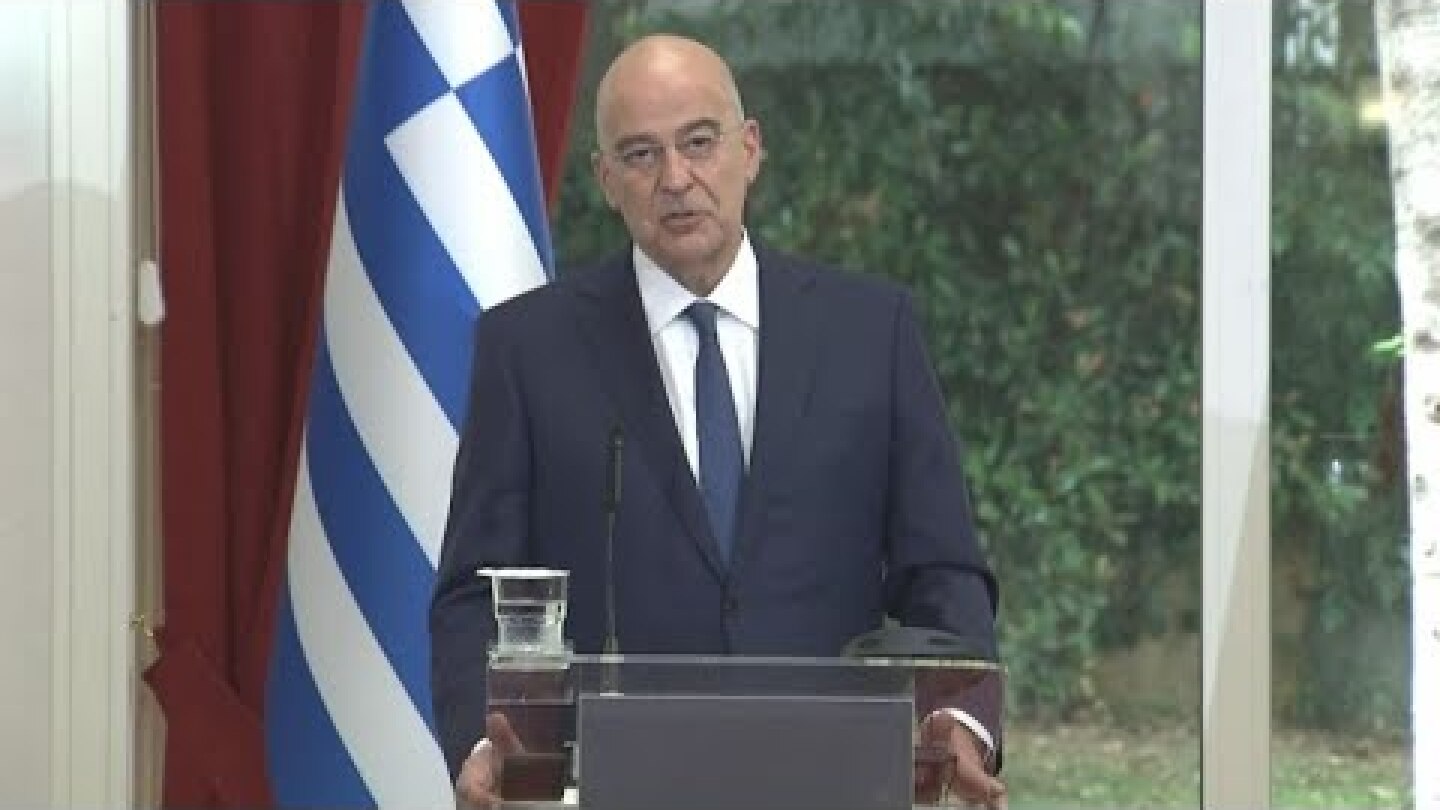 Στα Τίρανα ο Ν. Δένδιας - Συνάντηση με την ΥΠΕΞ της Αλβανίας