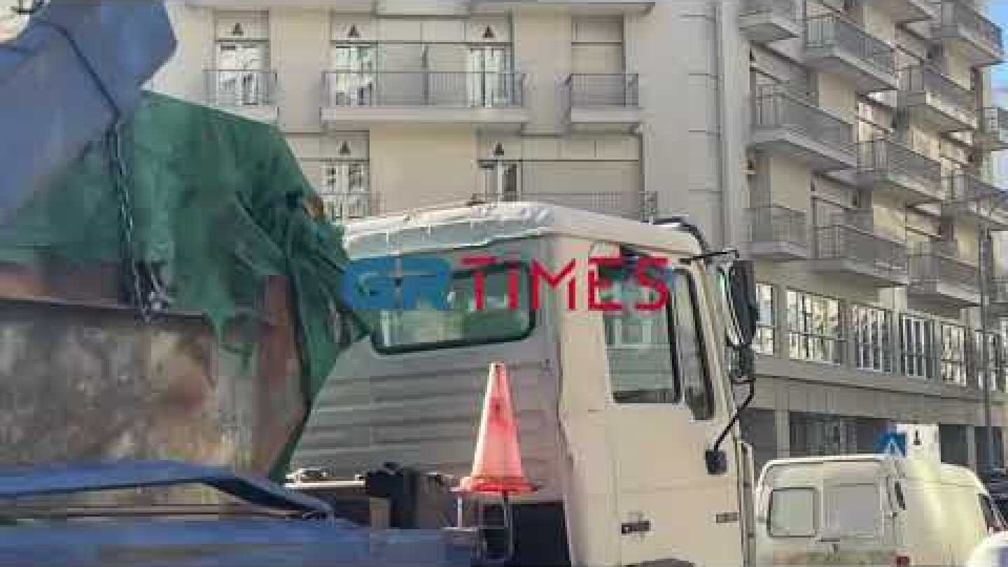 Νεκρή γυναίκα στο κέντρο της Θεσσαλονίκης - Έπεσε από όροφο ξενοδοχείου