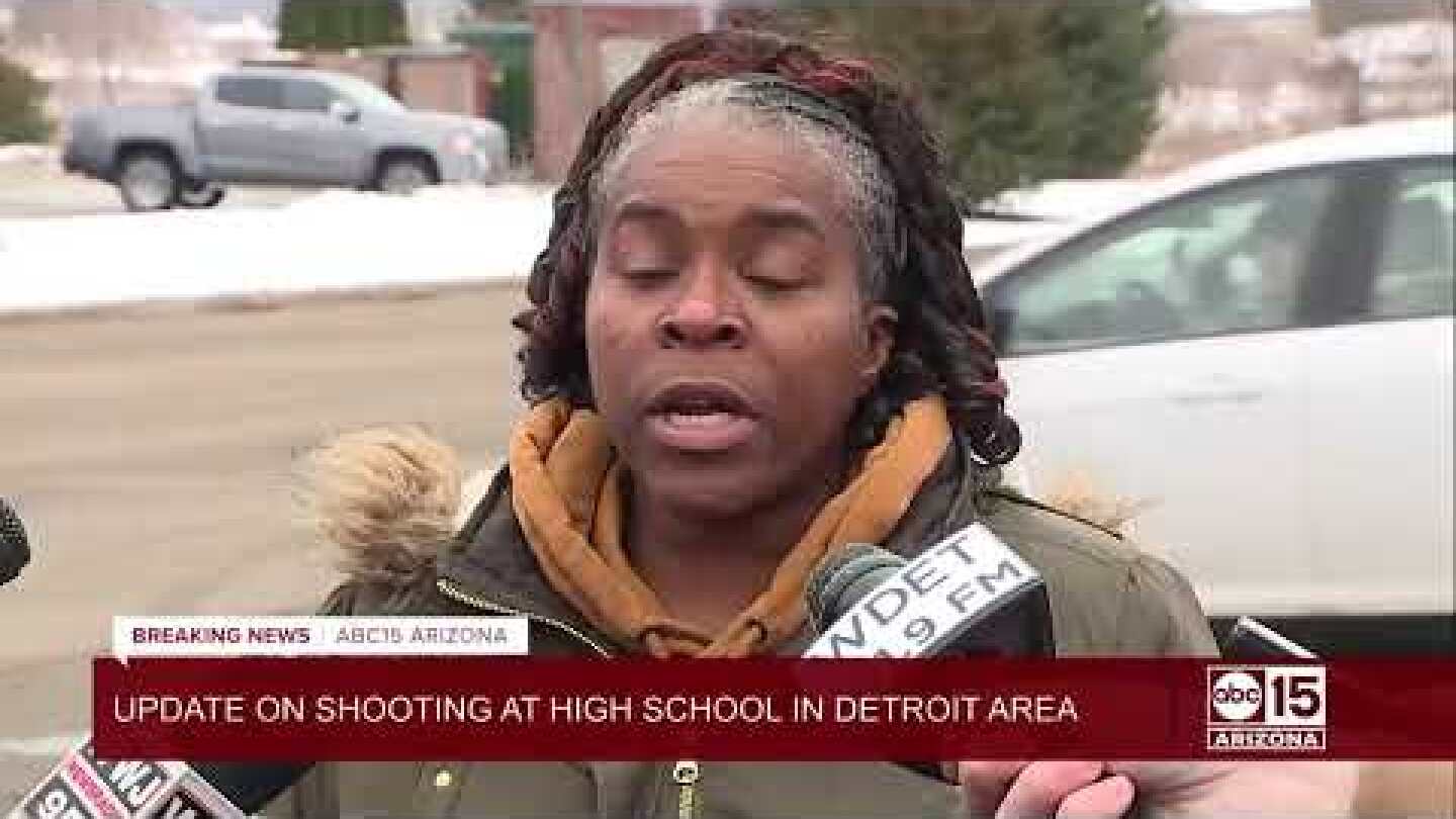 NOW: Police give update on 3 dead, 6 injured at Oxford High School shooting in snowy Detroit