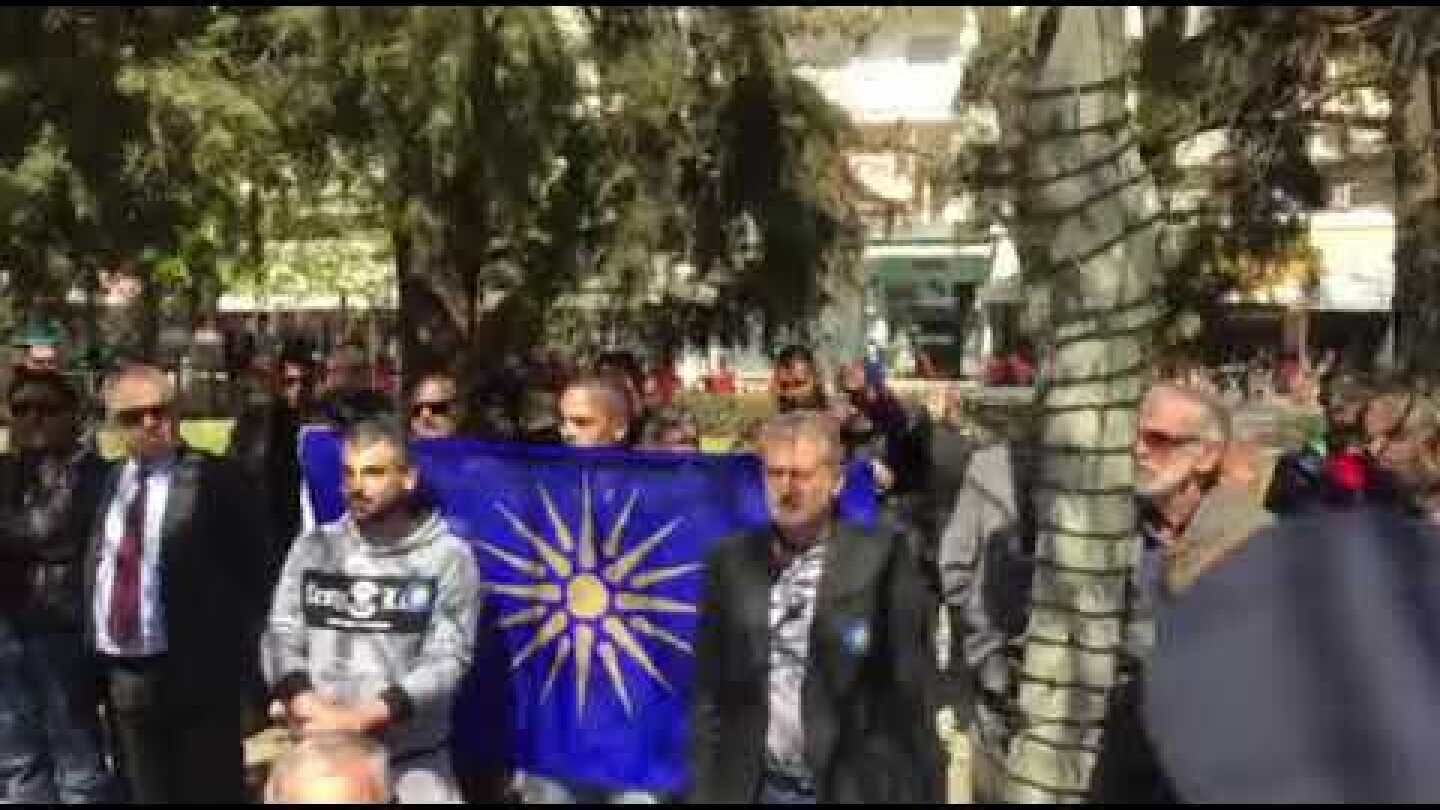 Με αποδοκιμασίες και εντάσεις η κατάθεση στεφάνων στις Σέρρες(video)