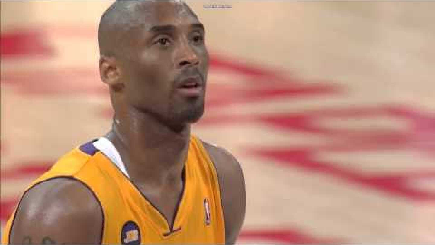 Kobe Bryant shots his last two free throws after probable torn achilles tendon vs Warriors