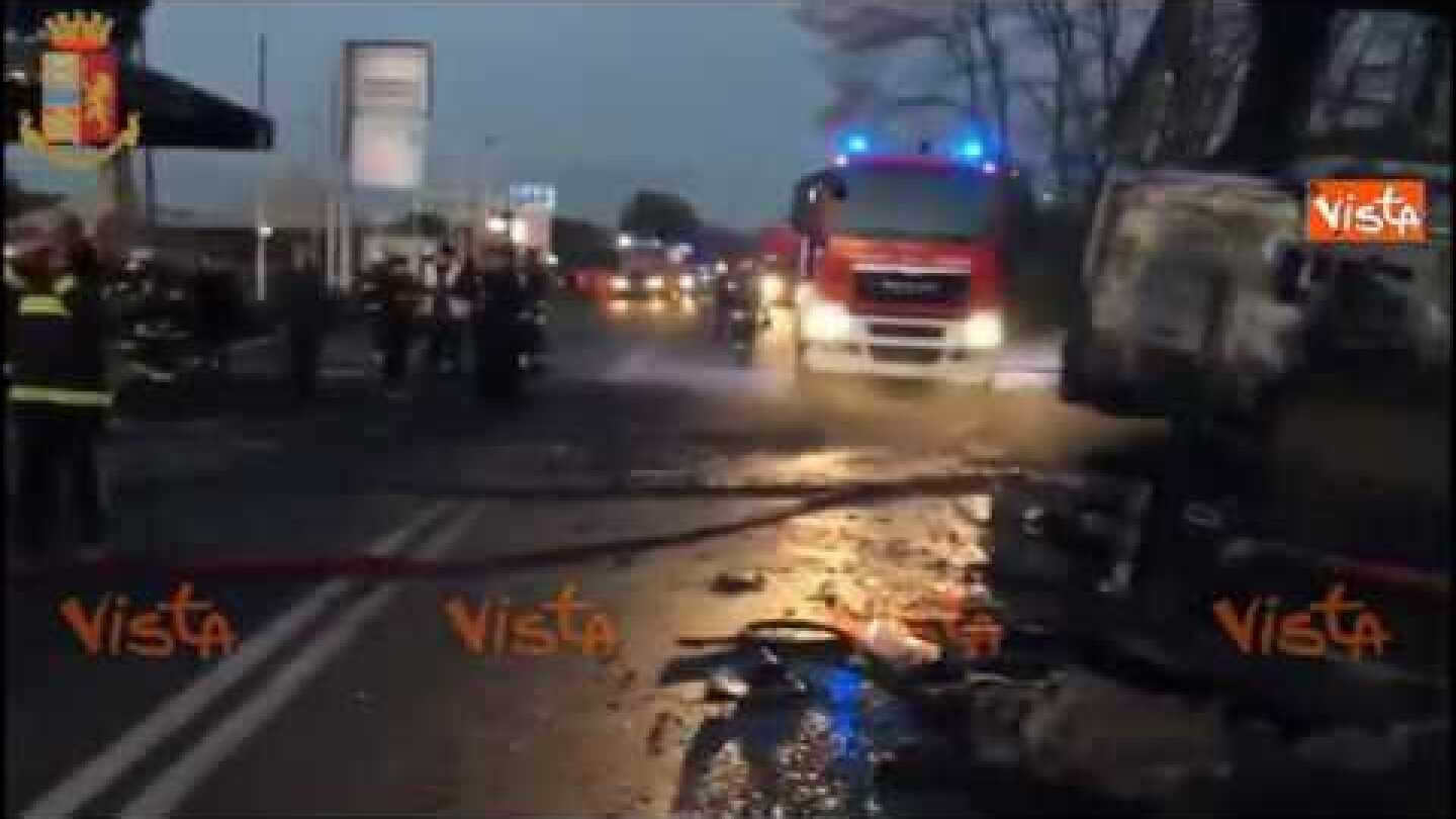 Esplosione sulla Salaria, l'intervento dei Vigili del Fuoco