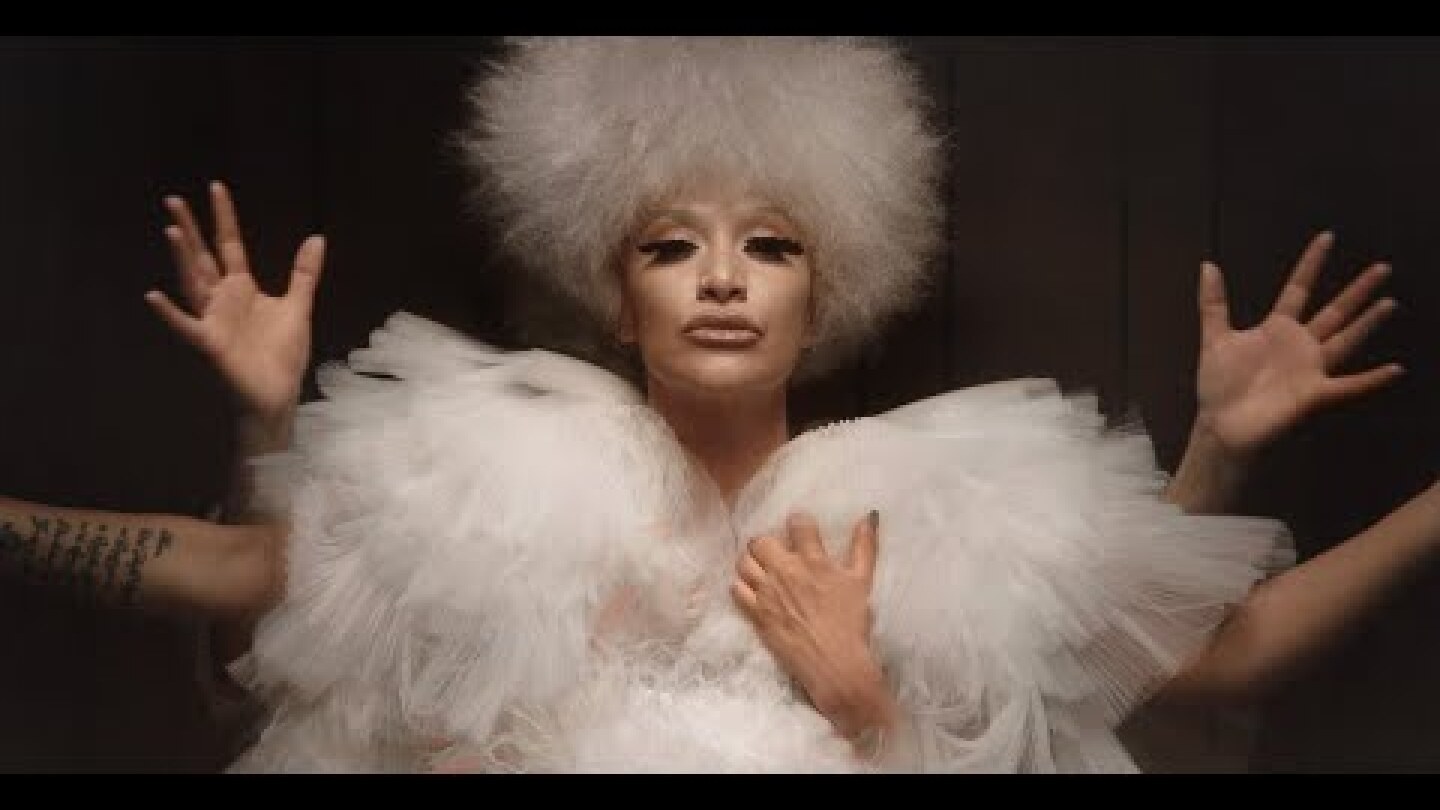 Lady Blackbird - It's Not That Easy (Official Video)