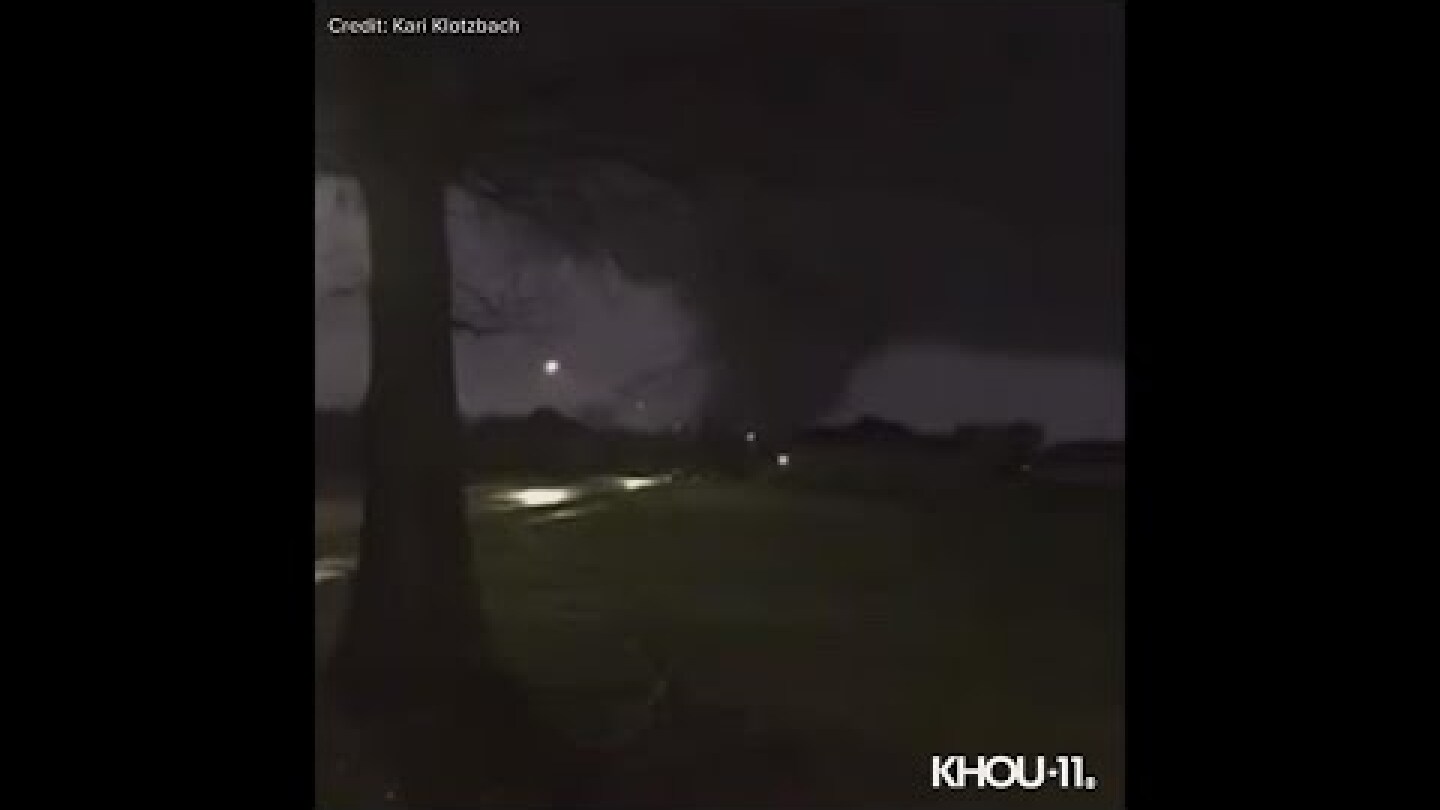Video of tornado in New Orleans, Louisiana