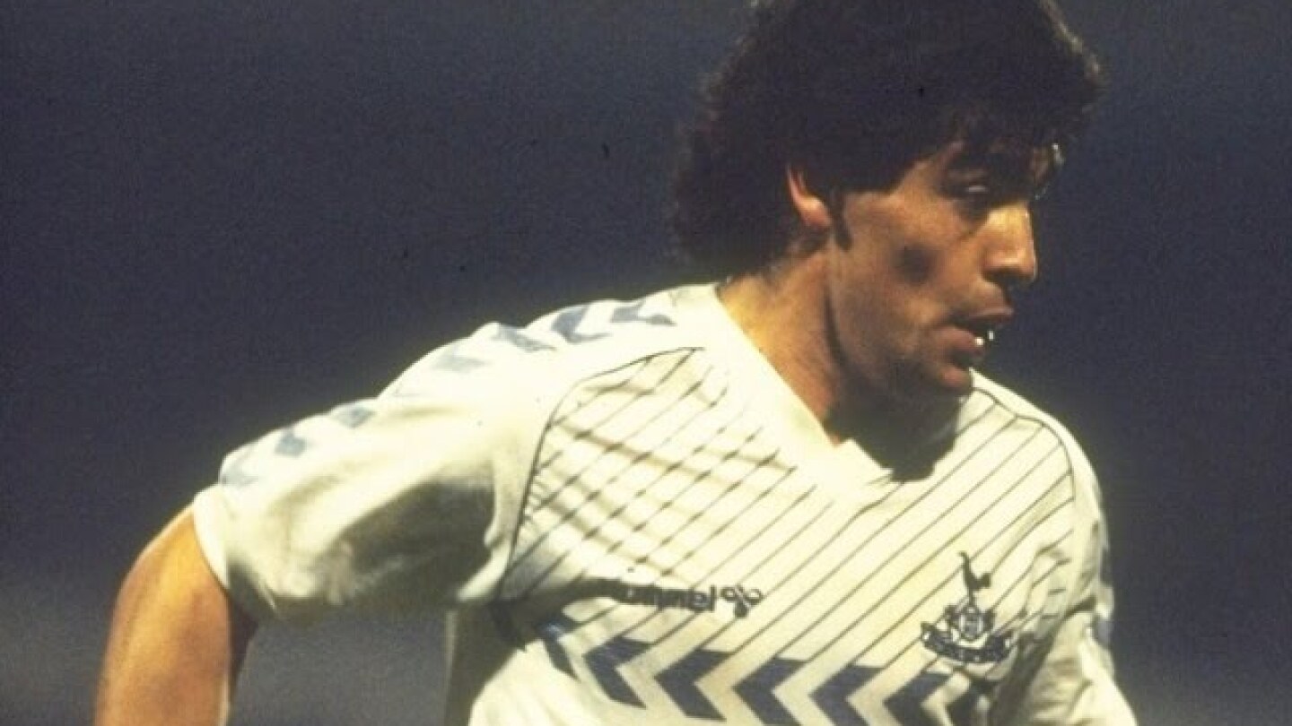 1986 Diego Maradona Plays For Tottenham