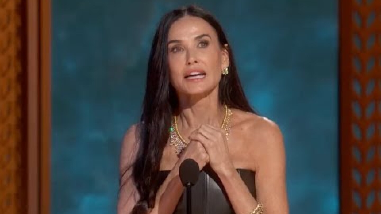 Demi Moore: Award Acceptance Speech | The 31st Annual SAG Awards