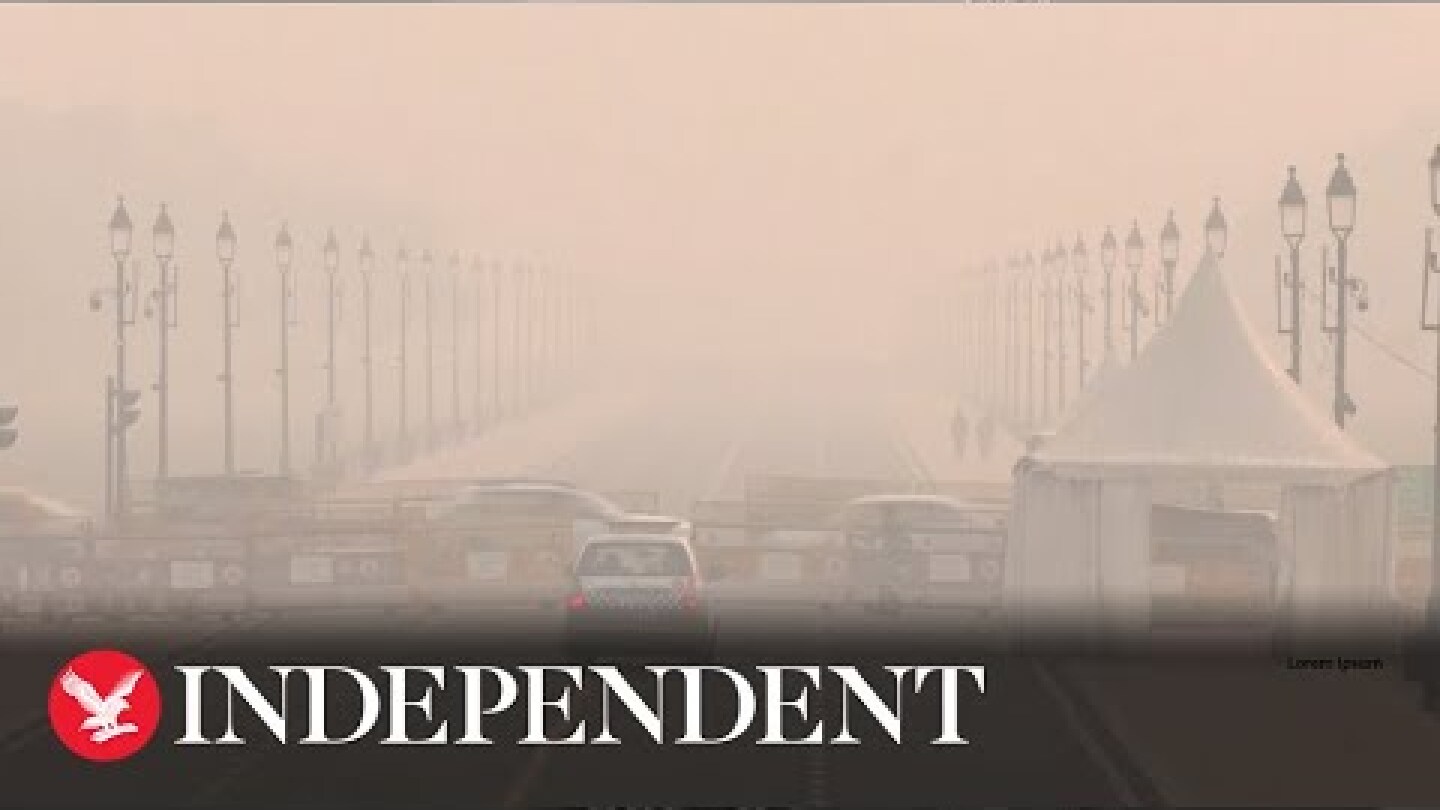 Live: Haze of toxic smog envelops New Delhi
