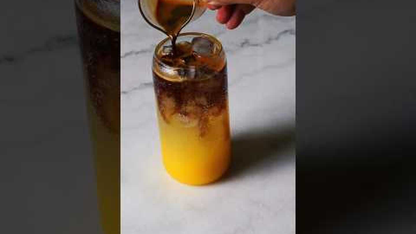 Orange Espresso Tonic. Just in time for summer! #coffee #cafe #homebarista #recipe 🍊☀️☕️