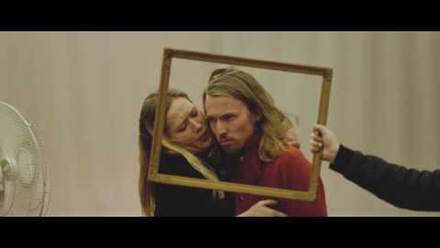 Julia Jacklin - Leadlight (Official Video)