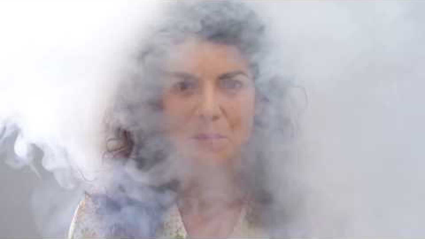 H κερένια κούκλα / 1ο teaser