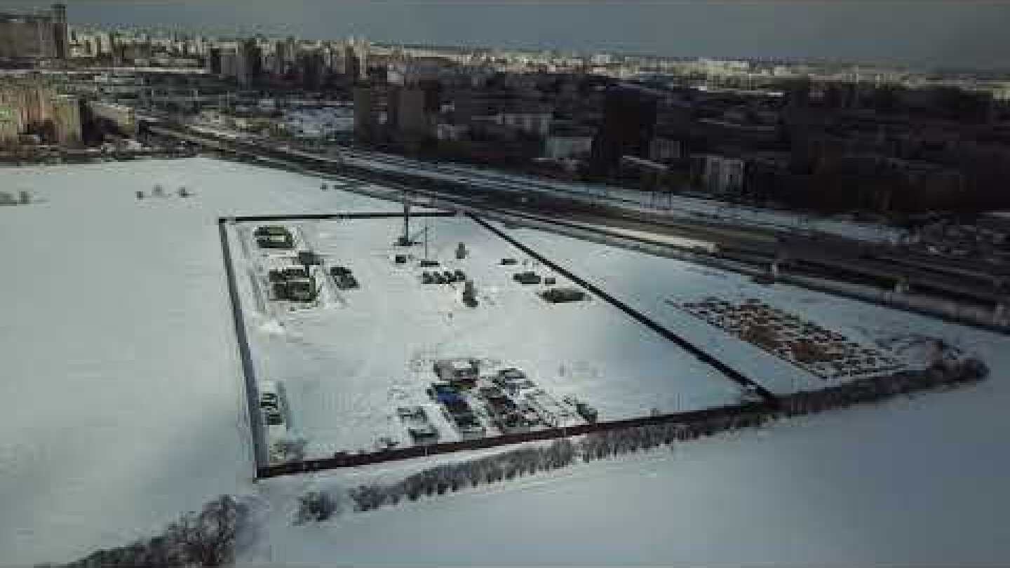 Военная техника на опытных полях Тимирязевской академии.