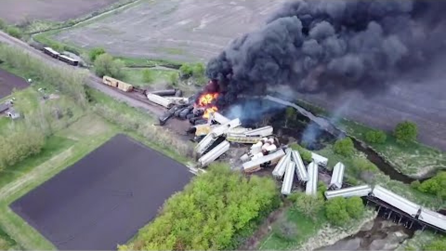 Iowa train derails and catches fire