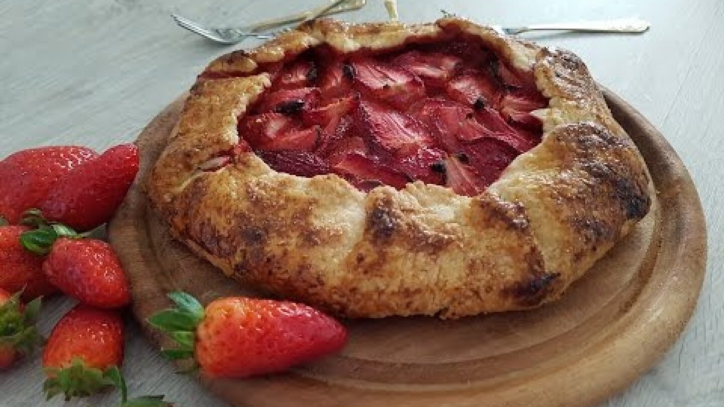 How to Make Strawberry Galette