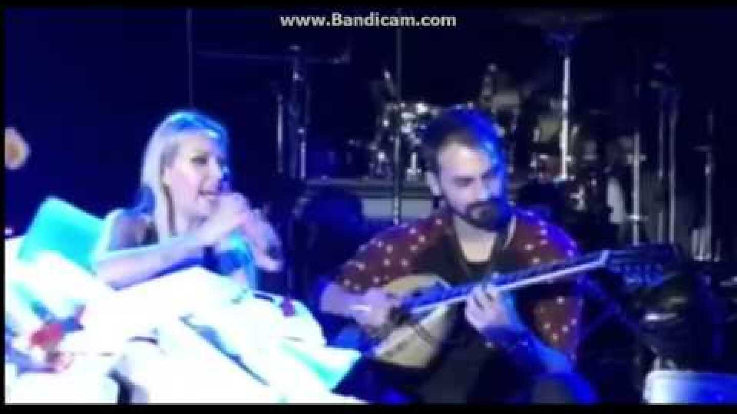 Βουτιά θανάτου! Έλενα Μπάση Voice Live Clubing Veria!