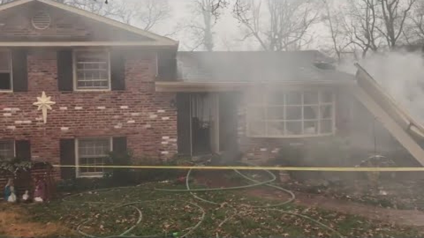 Plane crashes into home in Prince George's County, 1 dead
