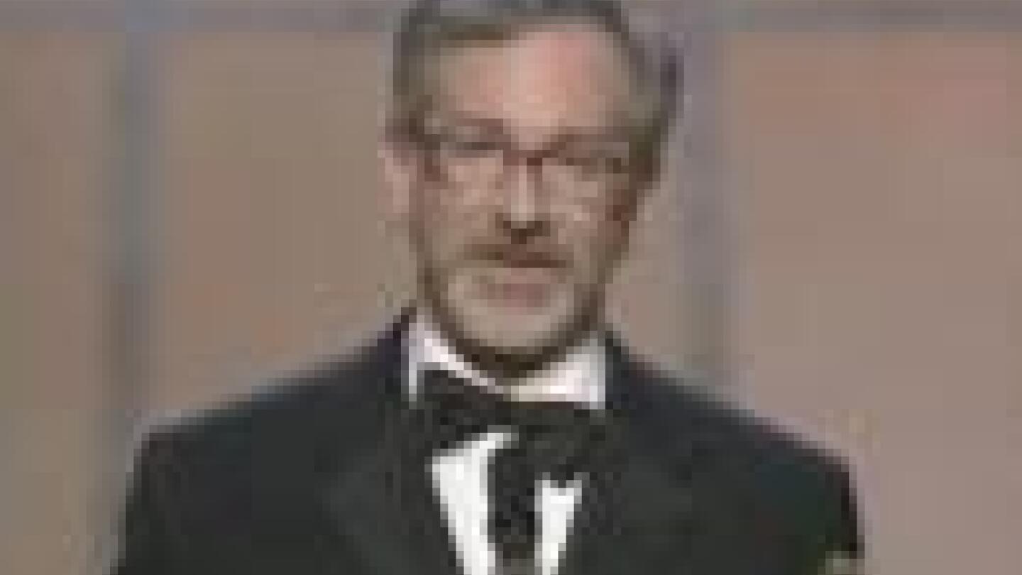 Steven Spielberg Wins Best Directing: 1999 Oscars