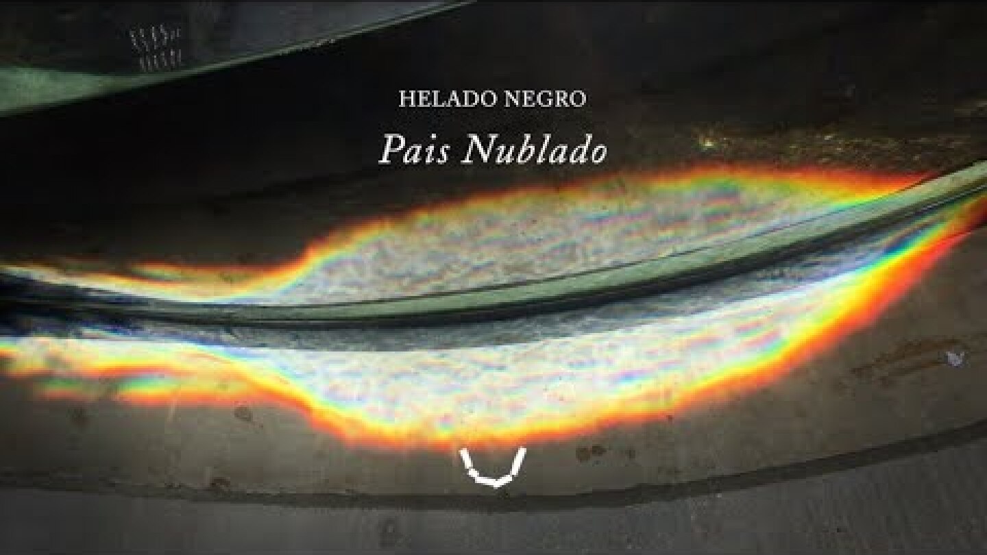 Helado Negro - Pais Nublado  [Official Video]