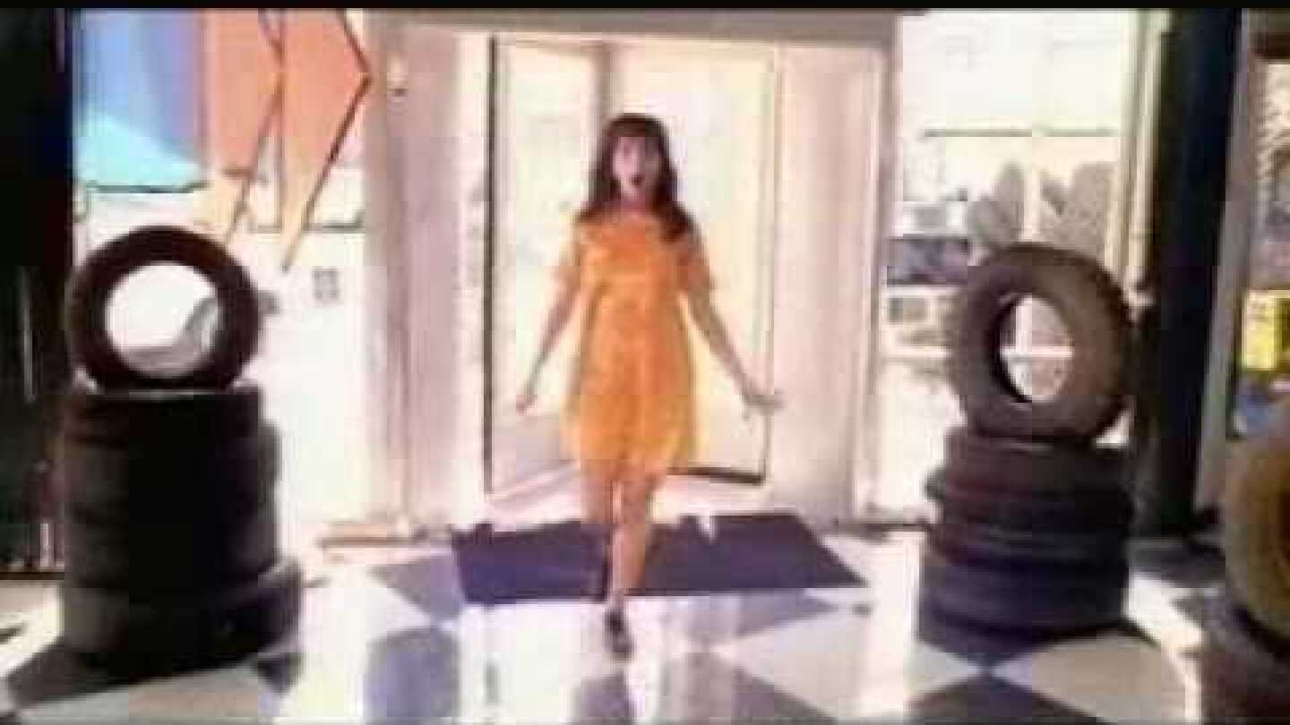 björk - it's oh so quiet