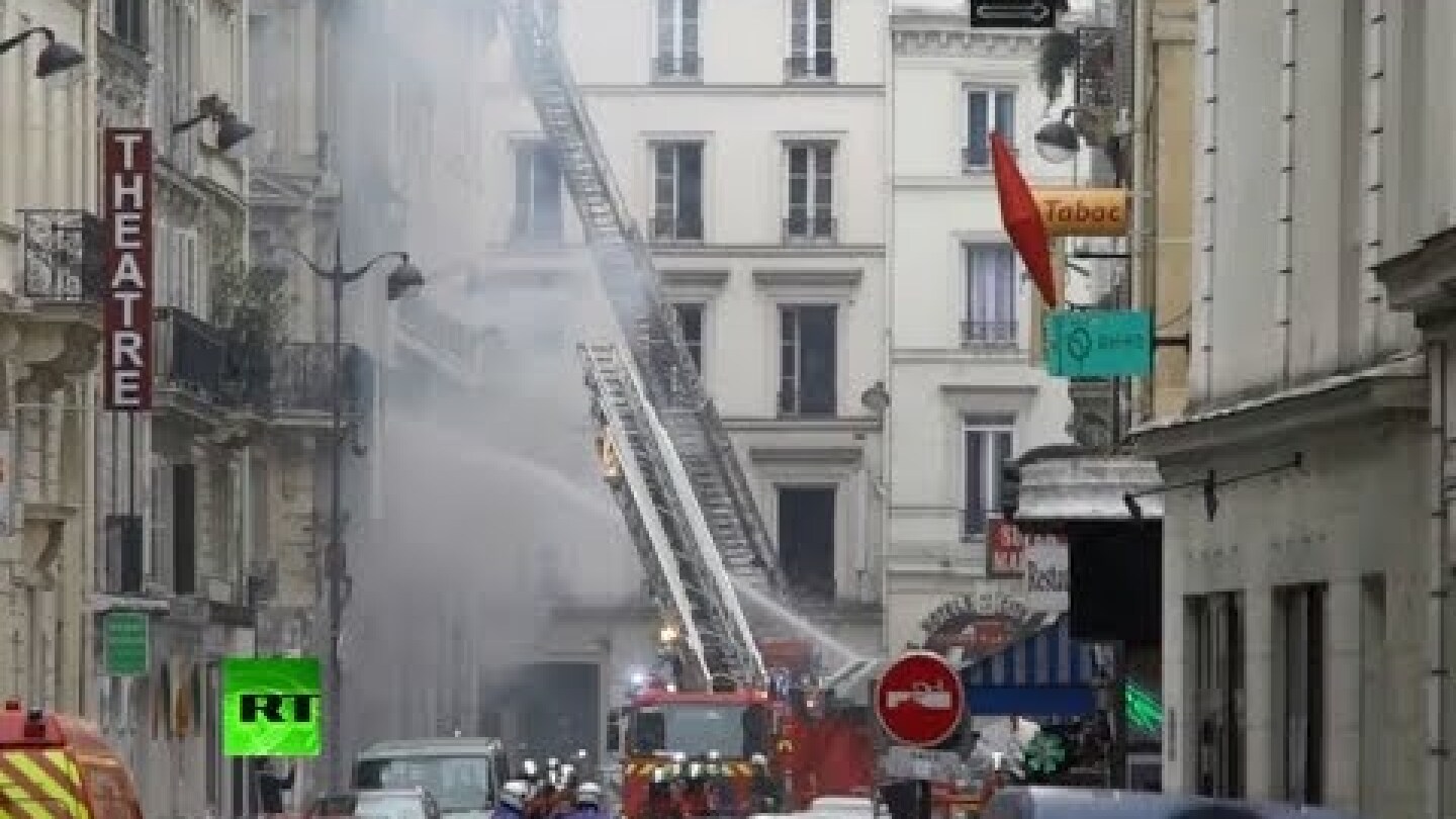 Explosion rocks central Paris