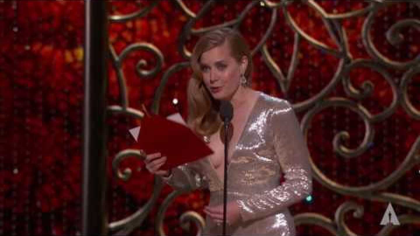 "Moonlight" wins Best Adapted Screenplay