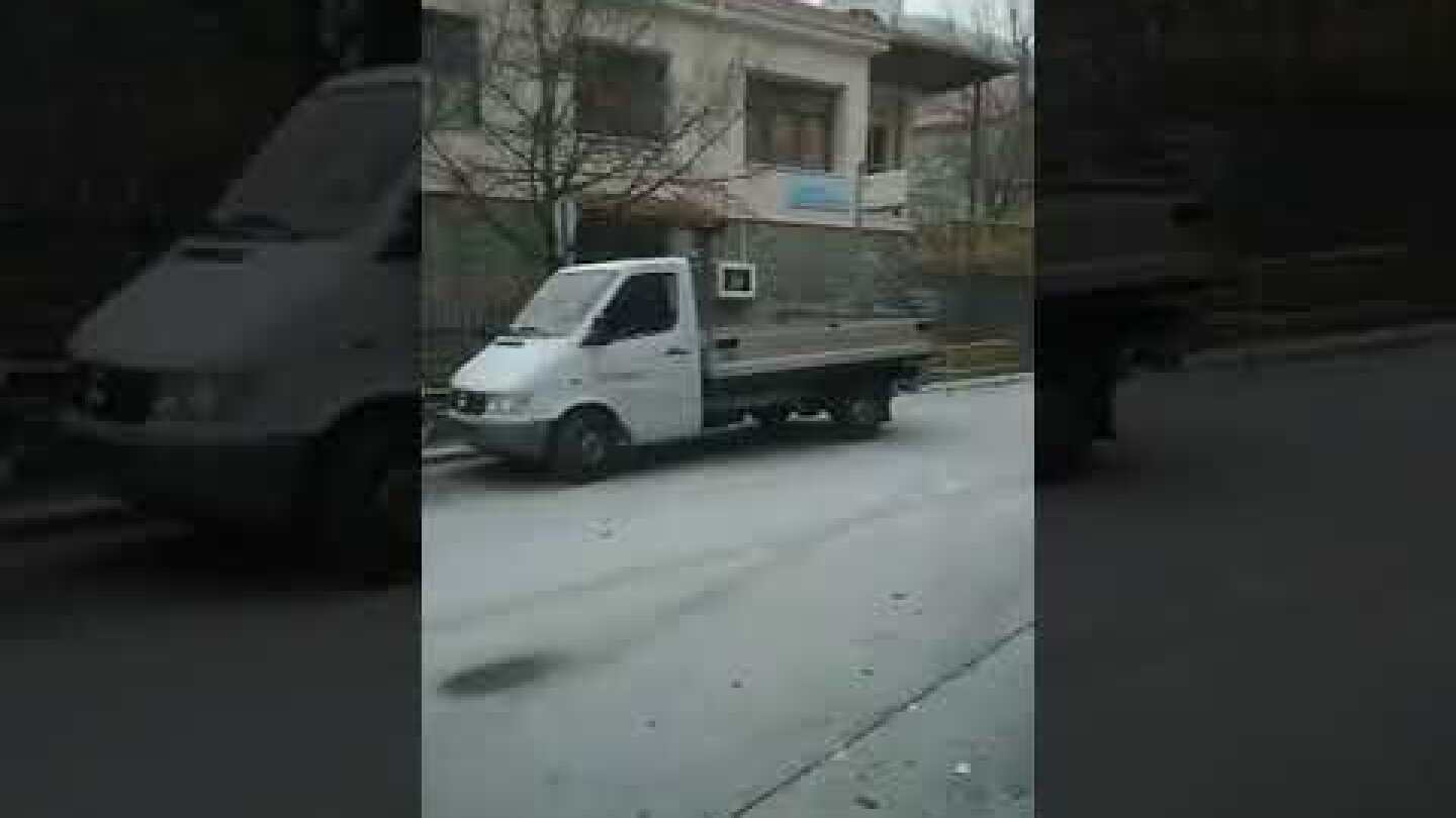 ONLARISSA.GR - Χιόνι στο Λιβάδι