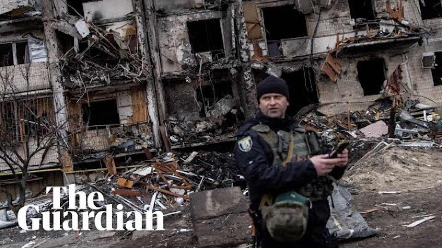 Gunfire heard as Russian forces enter northern Kyiv